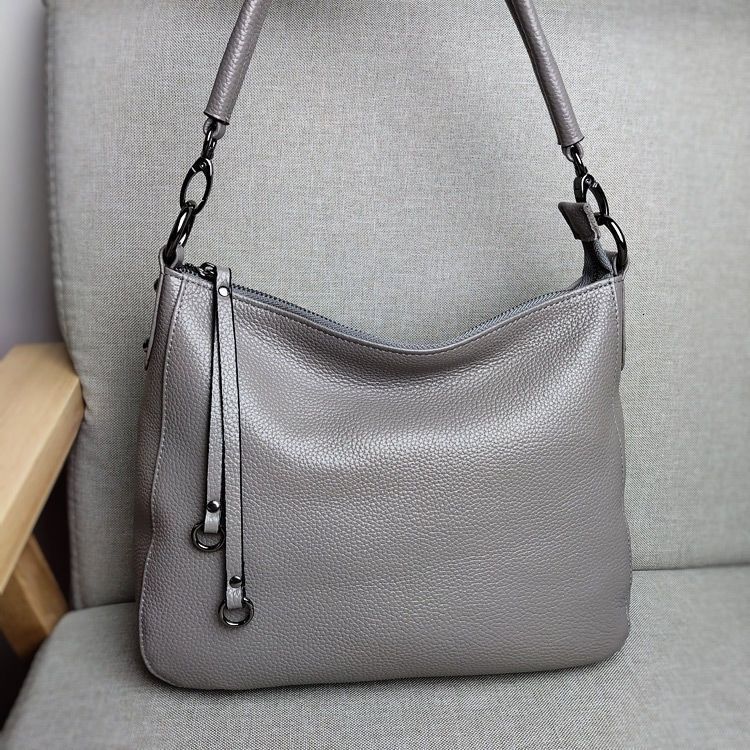 2025 Autumn Leather Fashion Leather Women's Shoulder Bag Fork Arm Fork Women's Crossbody Bag Women's Shoulder Bag Designer Bag Trendy B