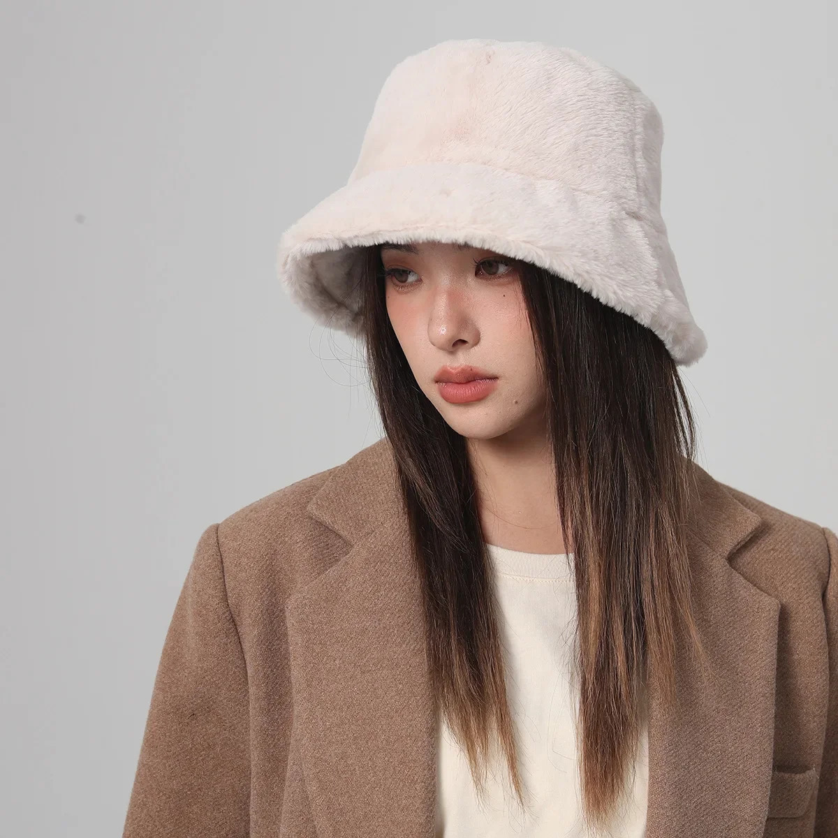 Cute Furry Solid Color Fisherman Bucket Hat Winter Travel Cold Proof Warm Simple Fashion Versatile Bucket Hat 250819