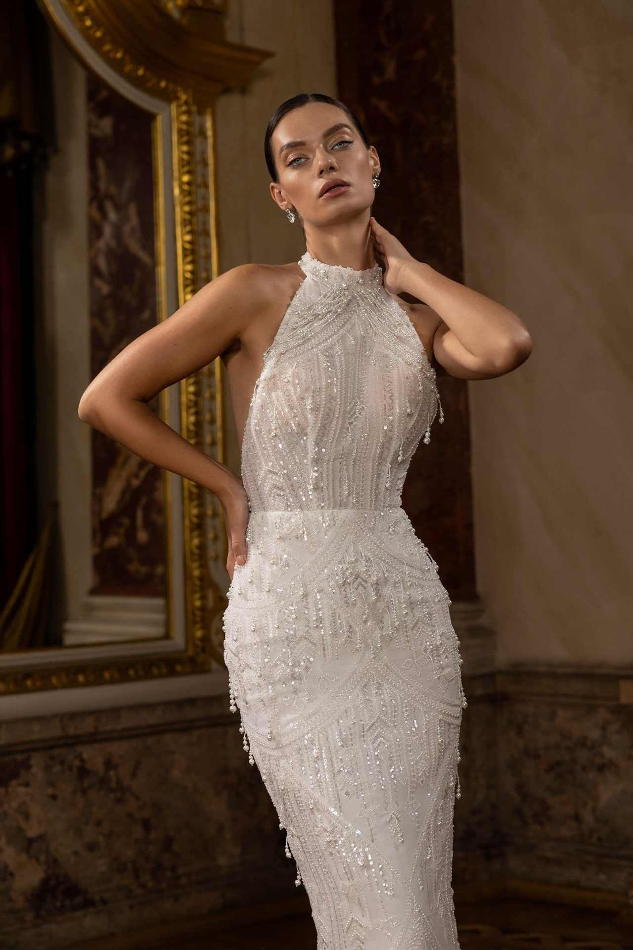 Sexy Halter Pearls Wedding Dress Women Sleeveless Sequined Lace Mermaid Bride Dresses Customized Floor Length Bridal Gown