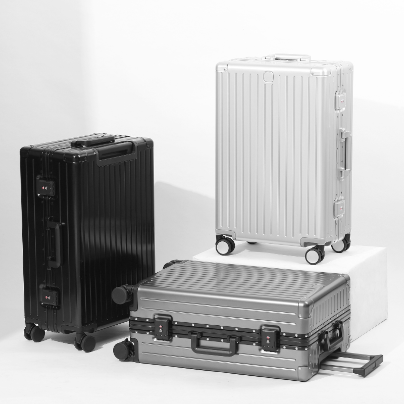 Durable Aluminum Magnesium Alloy Luggage: Thick Anti-Scratch & Wear Resistant Pull Rod Travel Case for Men & Women
