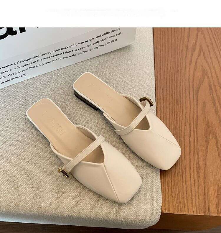2025 Spring Summer New Designer Shoes Versatile Soft Leather Mules Mary Jane French Style Closed Shoe Toe Half Slippers for Women Outdoor Wear