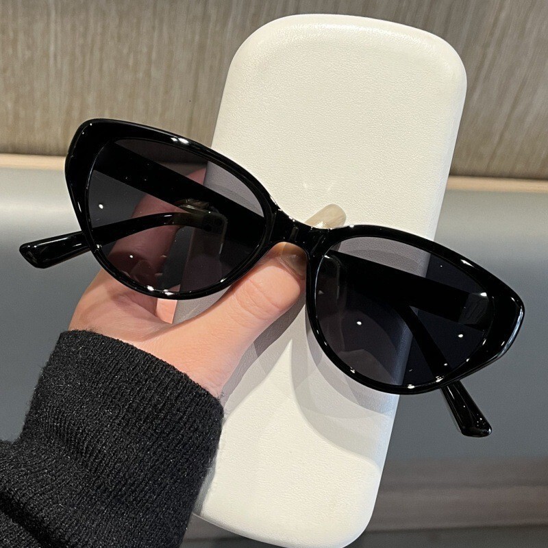 New High-end Sunscreen Sunglasses Internet Celebrity Style Fashionable And Elegant High-end Cat-eye Sunglasses for Women