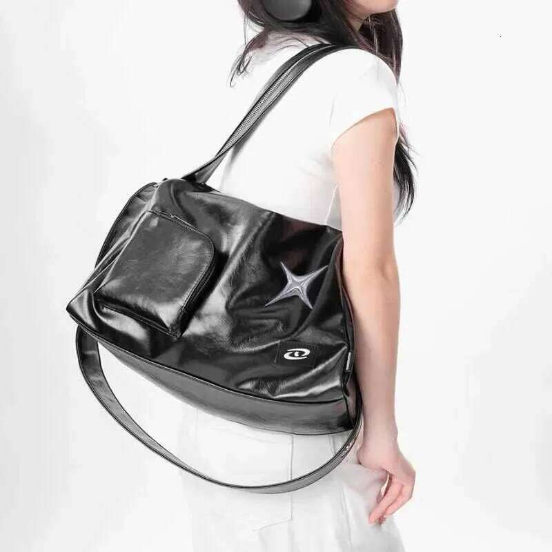 Sier Y2k s for Women Aesthetic Designer Large Capacity Shoulder Bag Commuter Pu Leather Shopper Handba241211