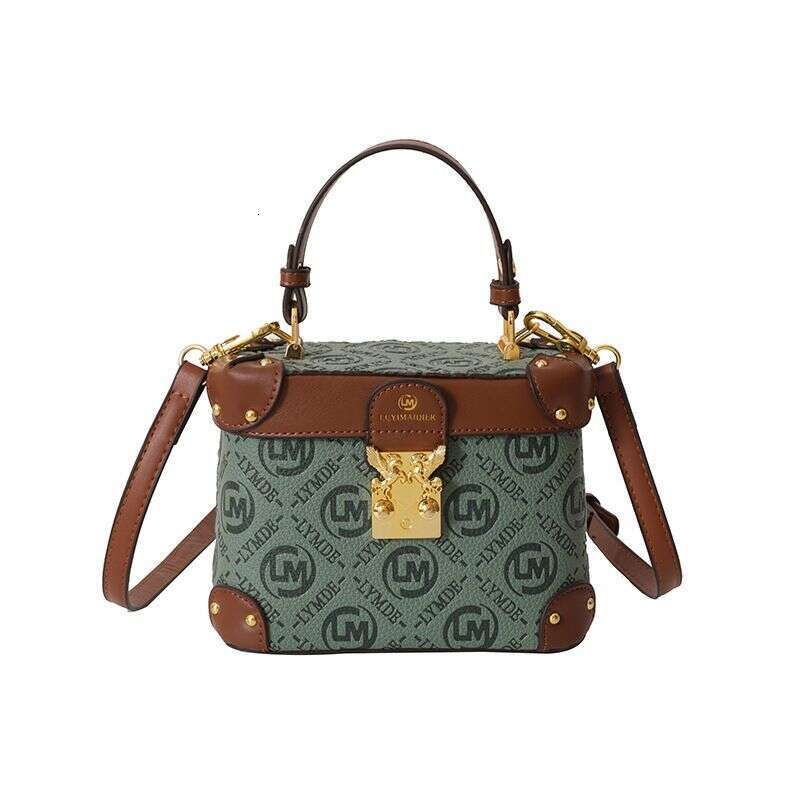 Niche design high-end light lock new versatile fashion box women's shoulder crossbody bag