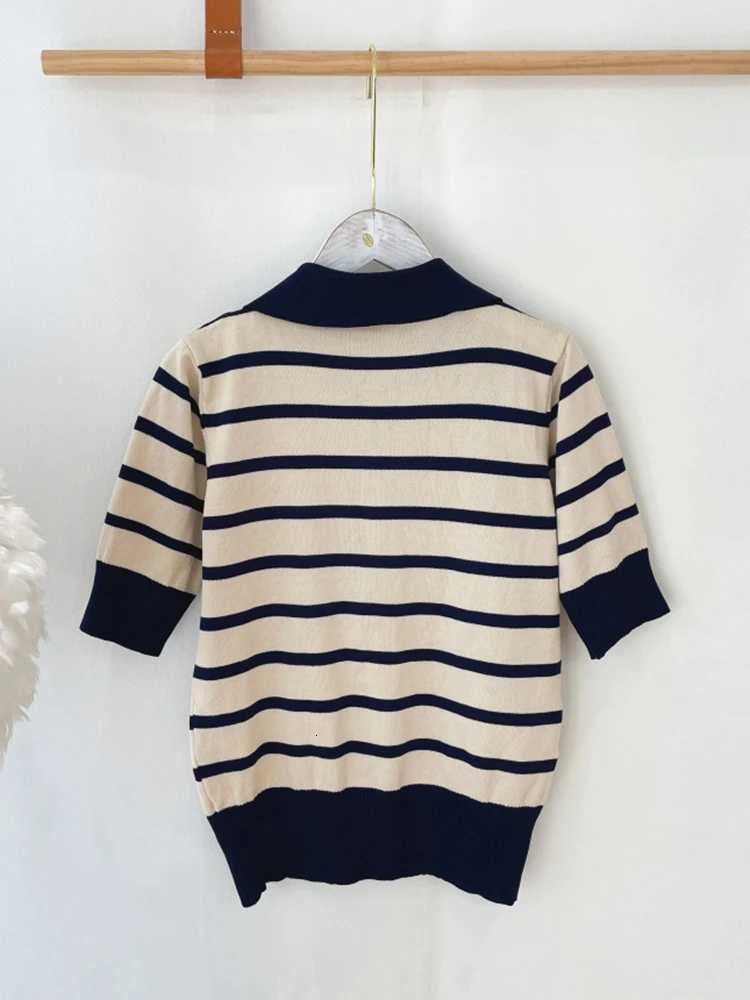 Korean Fashion Women Tops Striped Button Turn-Down Collar Knitted Sweater Short Sve Ice Silk Pullover Fe Sueters De Jer XJ250819