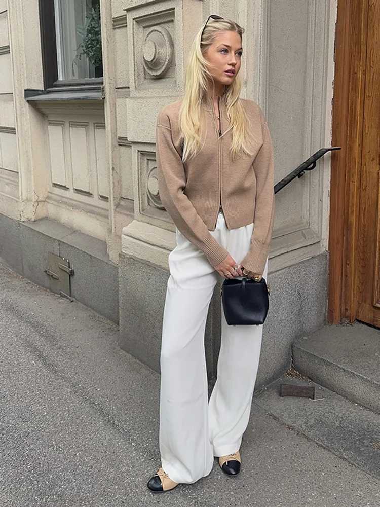 2024 Autumn Winter Womens Casual Knitted Cardigan Long Sleeve O Neck Zipper Loose Sweater Straight Comte Sweaters XJ250819