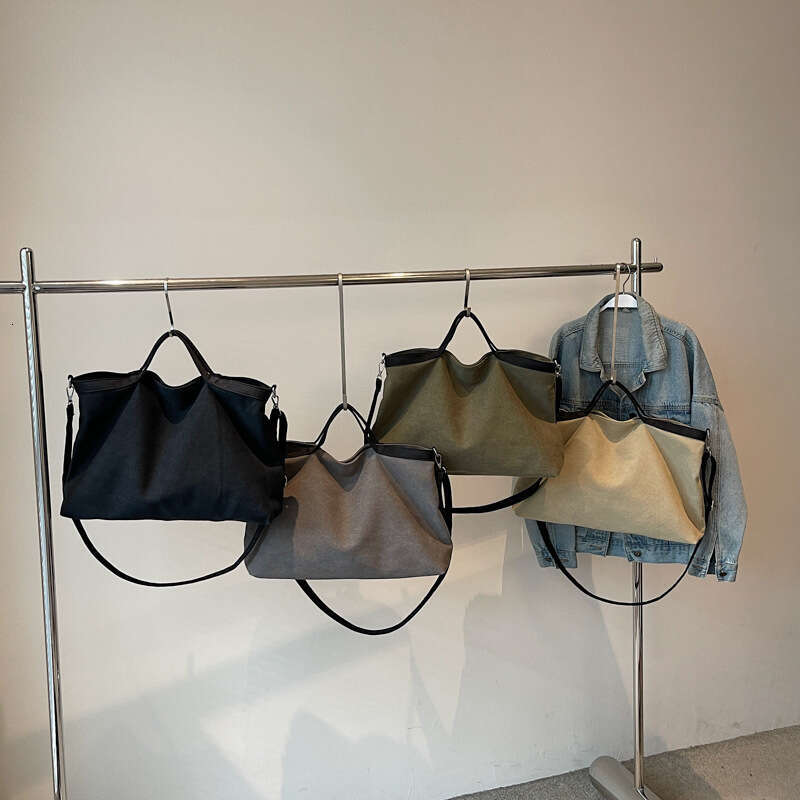 Simple Casual Large Capacity Handheld Tote for Women 2025 Summer Lightweight Travel High-End Feel Single Shoulder Crossbody Bag