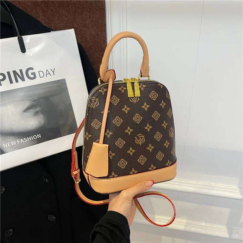 Vintage Floral Backpack Mini Quilted Shell Bag With Detachable Strap Multi Function Purse