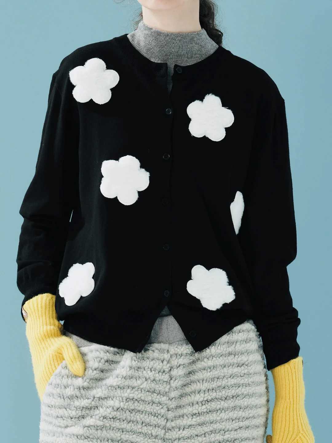 2024 Autumn/Winter Japanese Literary Hairy Flower Sweater Womens Cardigan 2456 XJ250819