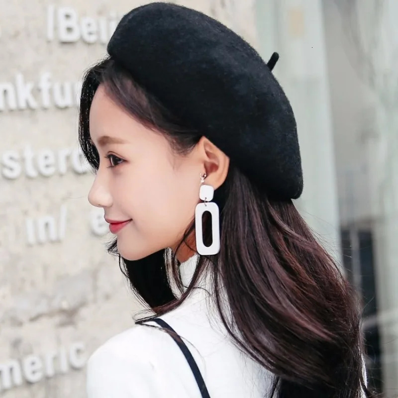 Korean Fashion Woolen Beret Hat Soft Thick Knit Cap Sweet Warm Artist Berets for Daily Wear Adjustable Beanie Cap Headwear Decor 250819