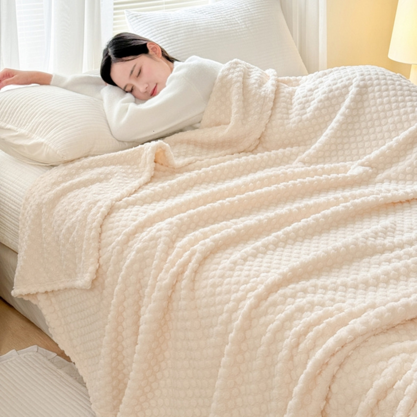 (Total) Danben Home Textiles 2025 New Soft Cotton Flannel Jacquard Beanie Taffeta Velvet Massage Feel Blanket