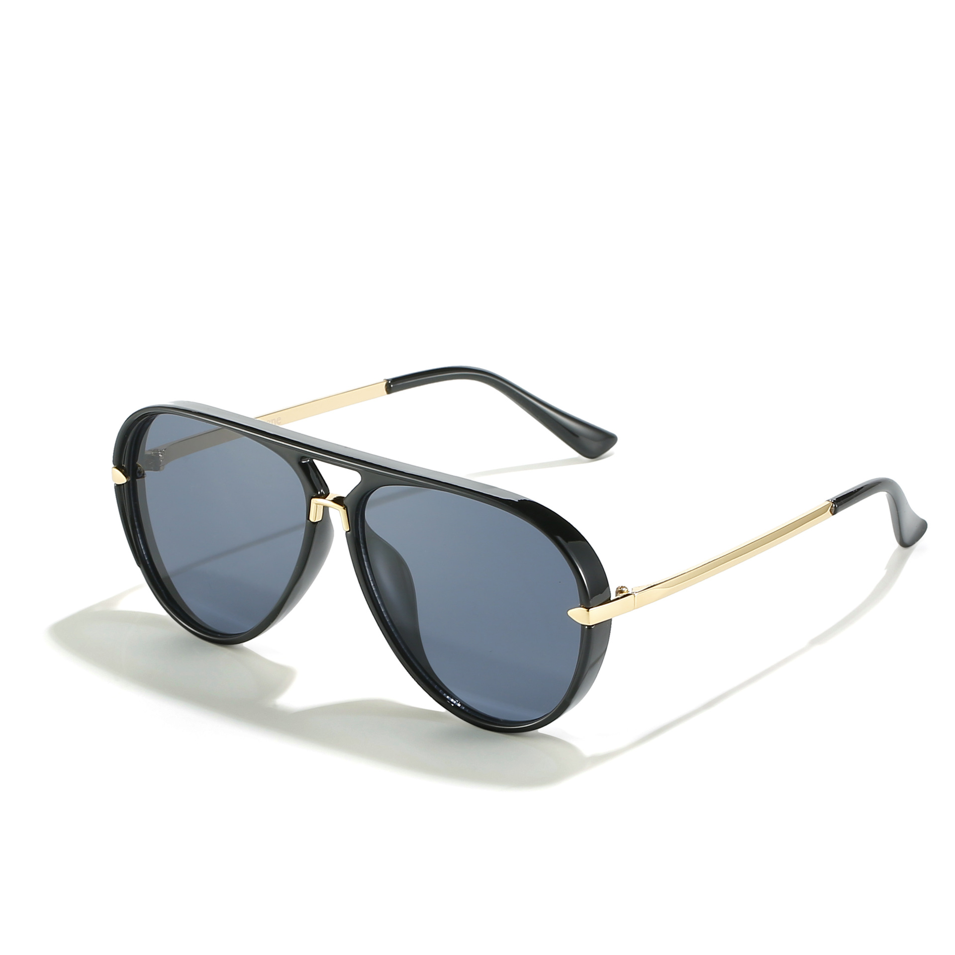 Unisex Fashion Oversized Frame Aviator Sunglasses for Cycling Trendy Retro Shades Ready to Ship