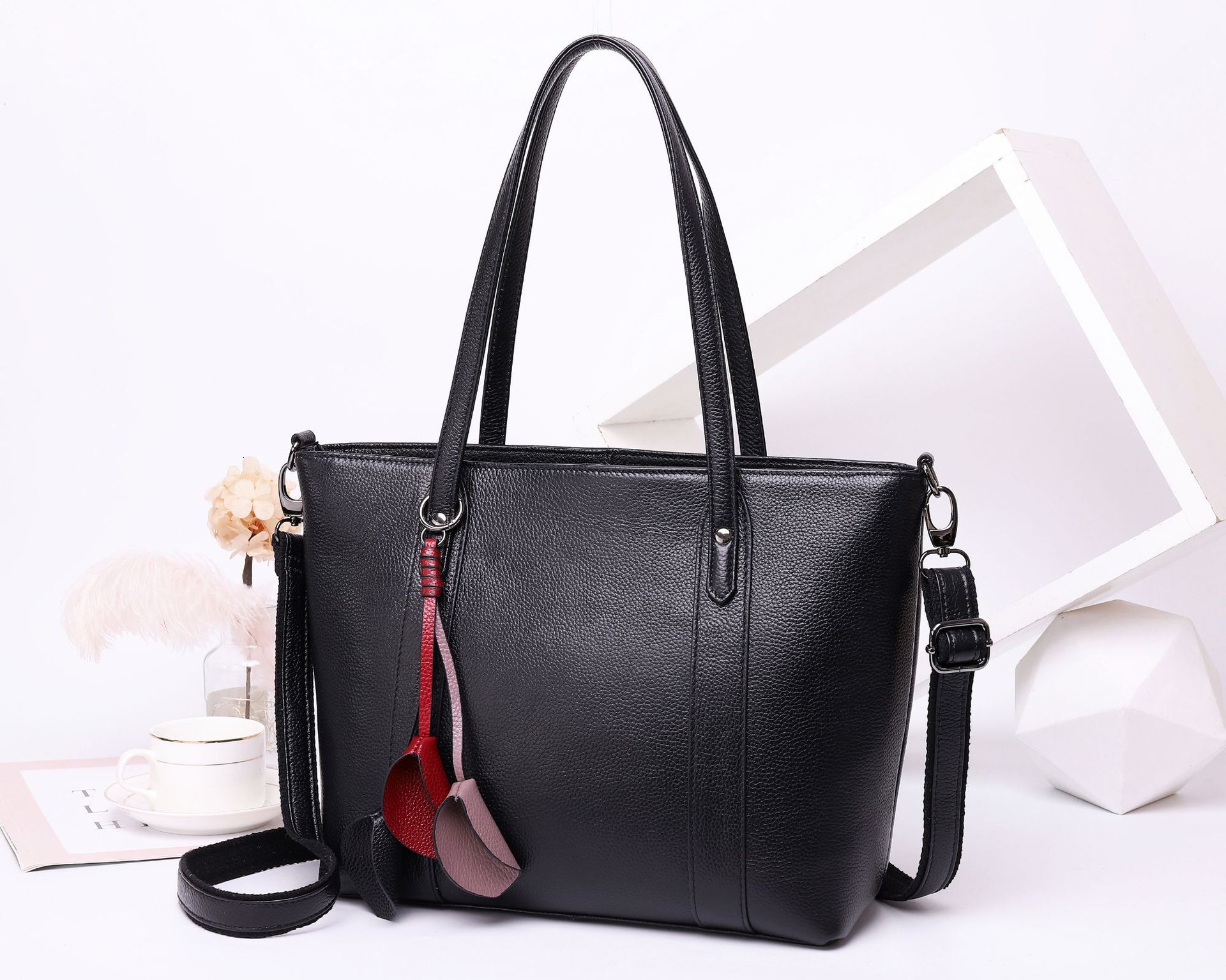 Free shipping designer Autumn Winter Top Layer Cowhide Fashion Women Bag Tote Bag Handbag Crossbody Bag Genuine Leather Large Capacity Women Shopping 