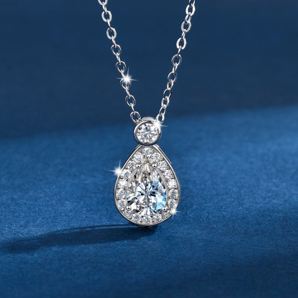 Moissanite Necklace for Women 1.25 Ct Moissanite Heart Necklace Birthday Gift for Wife Jewelry Gift for Mom