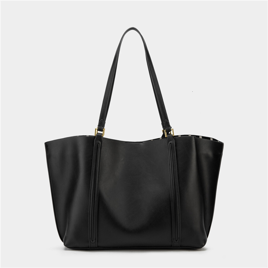 Free shipping designer Tote Bag 2025 New Versatile Fashion Retro Large Capacity Commute Bag Outing Shoulder Bag Shopping Bag