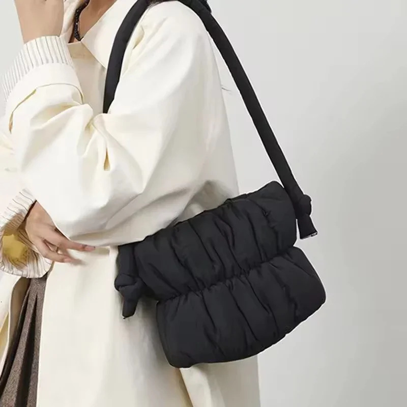 Nylon Bucket Bags Women Casual er Handbags Down-Filled Cotton Shoulder Bag Pleated Crossbody Bags Fashion Underarm Bag 250814