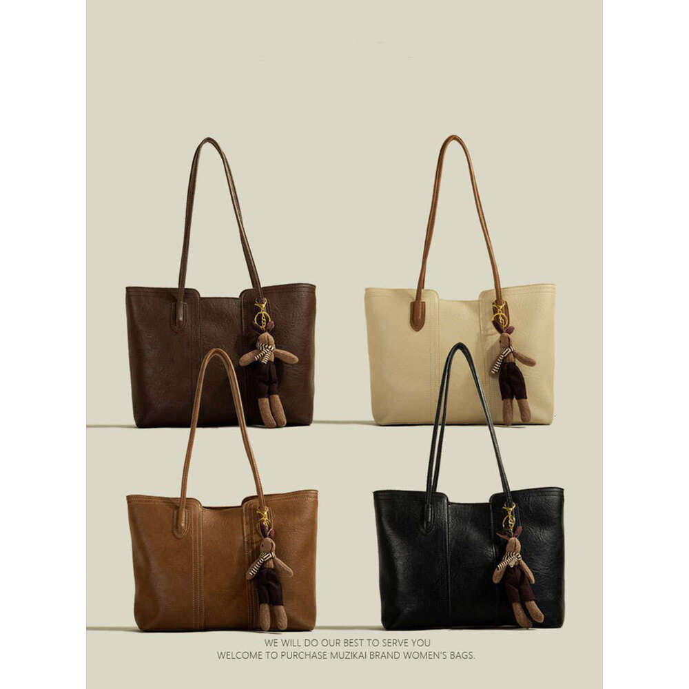 High-Quality Texture Spring Summer Large Capacity Shoulder 2025 New Trend Soft Leather Versatile Commuter Tote Bag