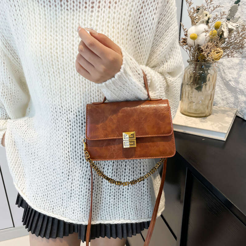 2024 New Texture Trendy Small Square Chain Strap Crossbody Casual Simple Fashion Handheld Single Shoulder Women's Bag