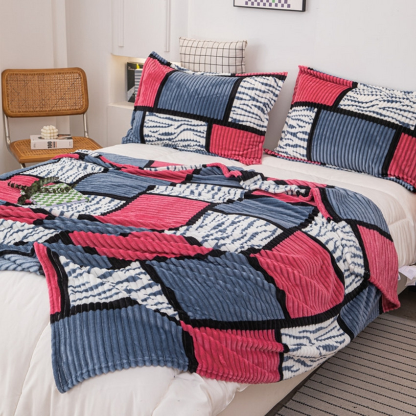 (Total) Danben Home Textiles 2025 New Plaid Striped Magic Velvet Printed Throw Blanket