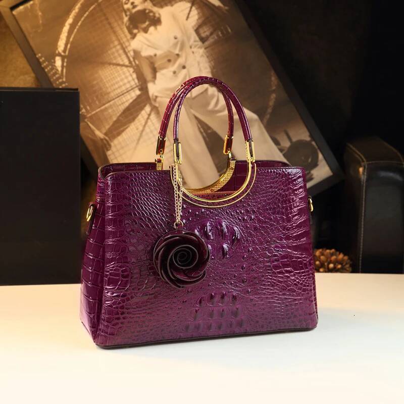 Genuine Leather Women's Handbags Crocodile Pattern Lady Flower Tassel Shoulder Messenger Bag Fashion Wedding Top Handle Bags