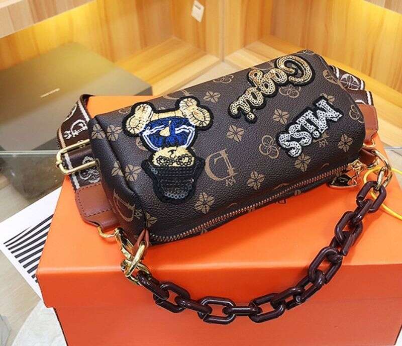 New Fashion Women's Printed Penholder Versatile Broadband One Shoulder Crossbody Bag Trendy