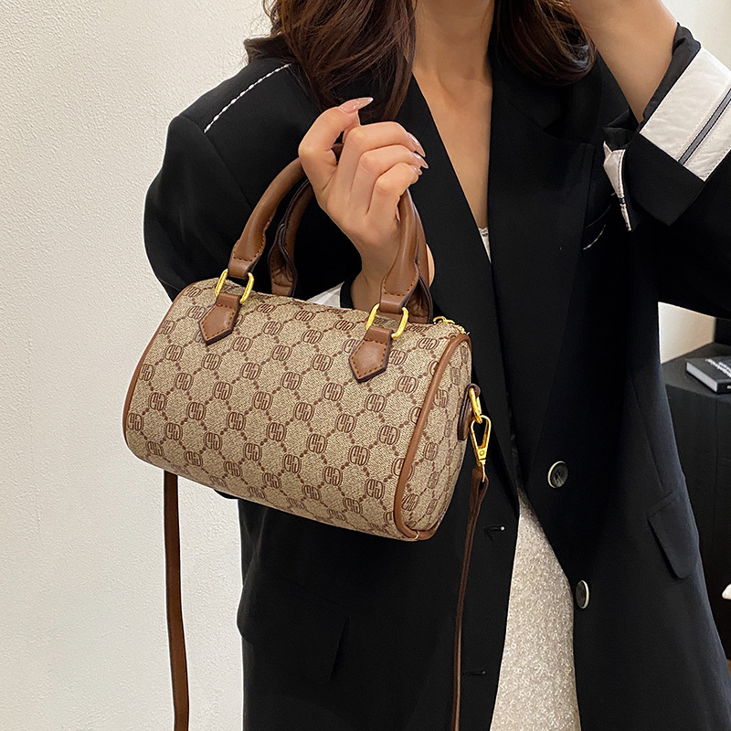 Designer Bag Women's Bag 2025 New Vintage Texture Old Flower Pillow Bag Boston Shoulder Crossbody Luxury Bag Handbag Trendy Women's Bag