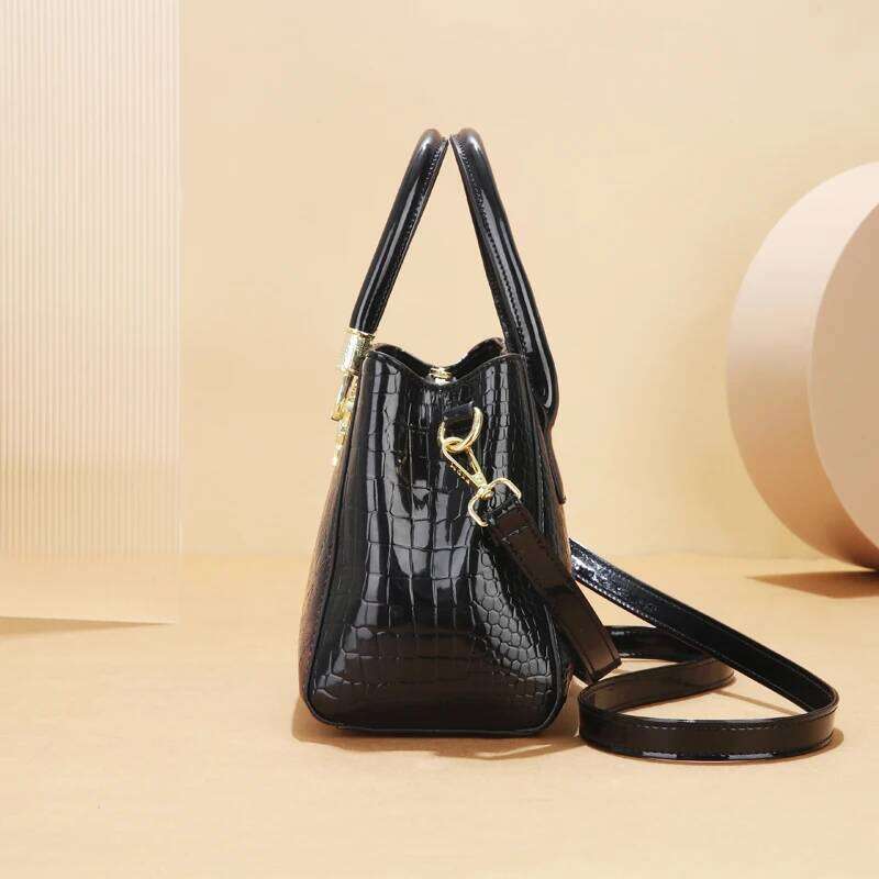 Foreign Style High Grade Bright Face Printed Women S Handbag Texture Temperament Fashion All Shoulder Crossbody Bag