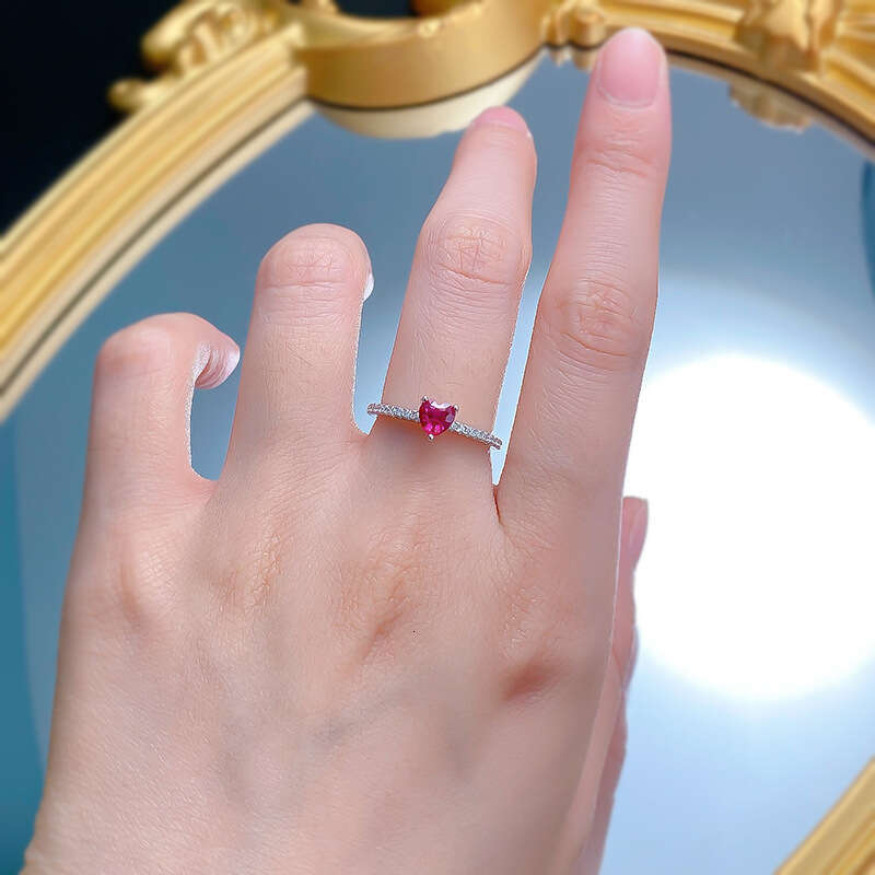 Mujing Jewelry 2023 New Silver Small Heart Ring Inlaid with High Carbon Diamond Elegant Artificial Ruby for Women