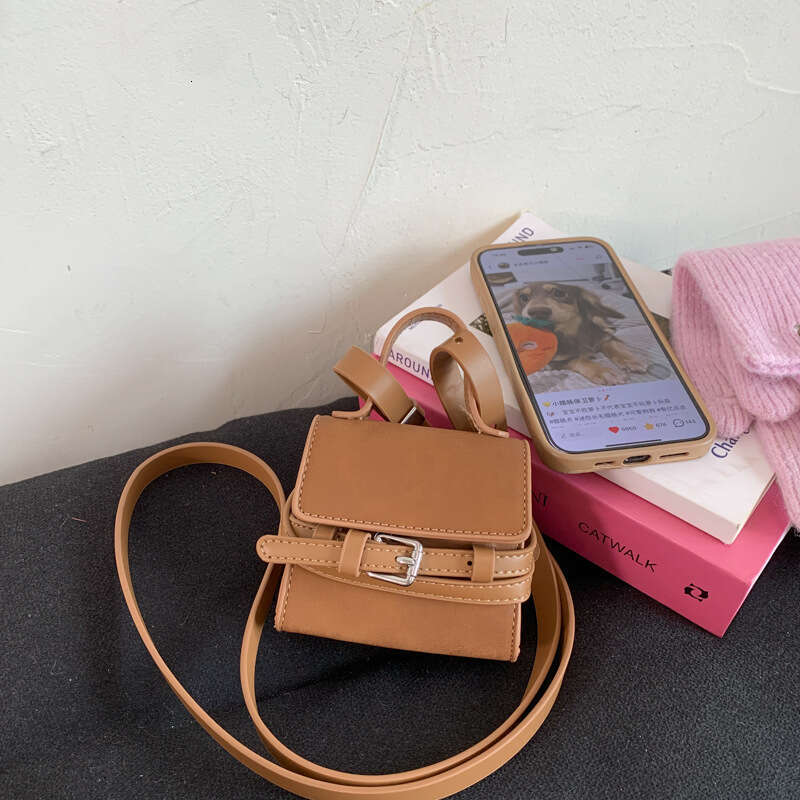 Korean Version Fashionable Versatile Crossbody for Women 2025 Summer Bags Niche Texture Cute Mini Shoulder Designer Earphone Bag