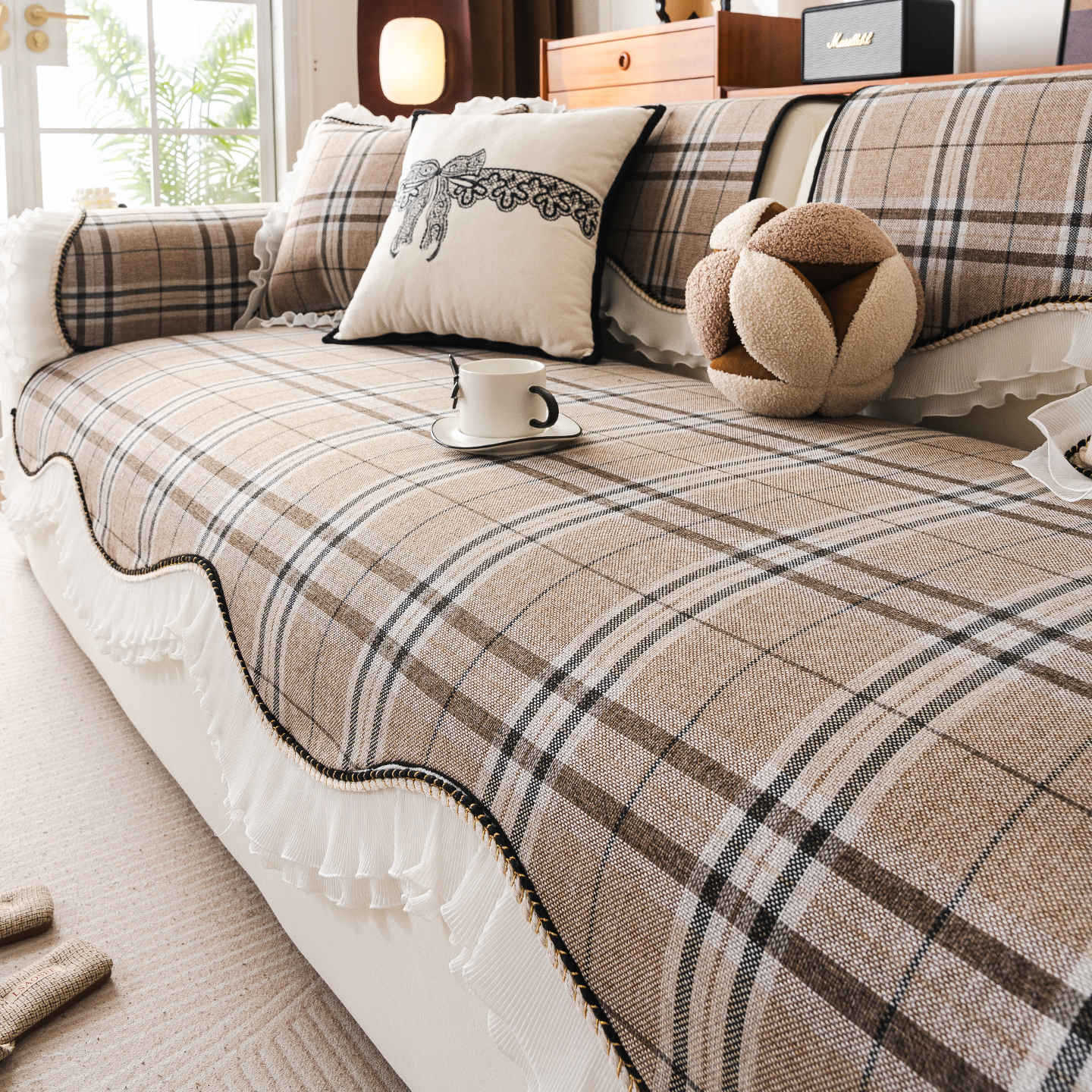 Luxury Unique Shape Skirted Sofa Cushion All-Season Checkered Non-Slip Seat Cushion One-Piece Cover 250819