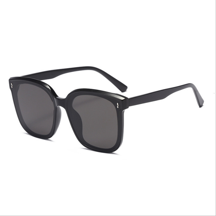 Large Frame High Quality Sunglasses Metal Meter Nails Fashionable Retro Sunglasses For Women Men