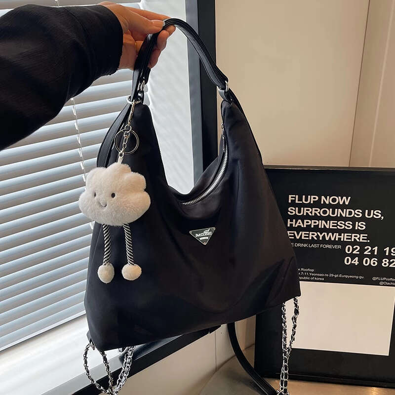 Designer bag Luxury bag Versatile Large Capacity For College Students Commuting Single Shoulder Crossbody Bag