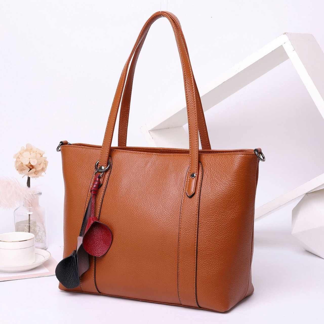 Free shipping designer Autumn Winter Top Layer Cowhide Fashion Women Bag Tote Bag Handbag Crossbody Bag Genuine Leather Large Capacity Women Shopping 