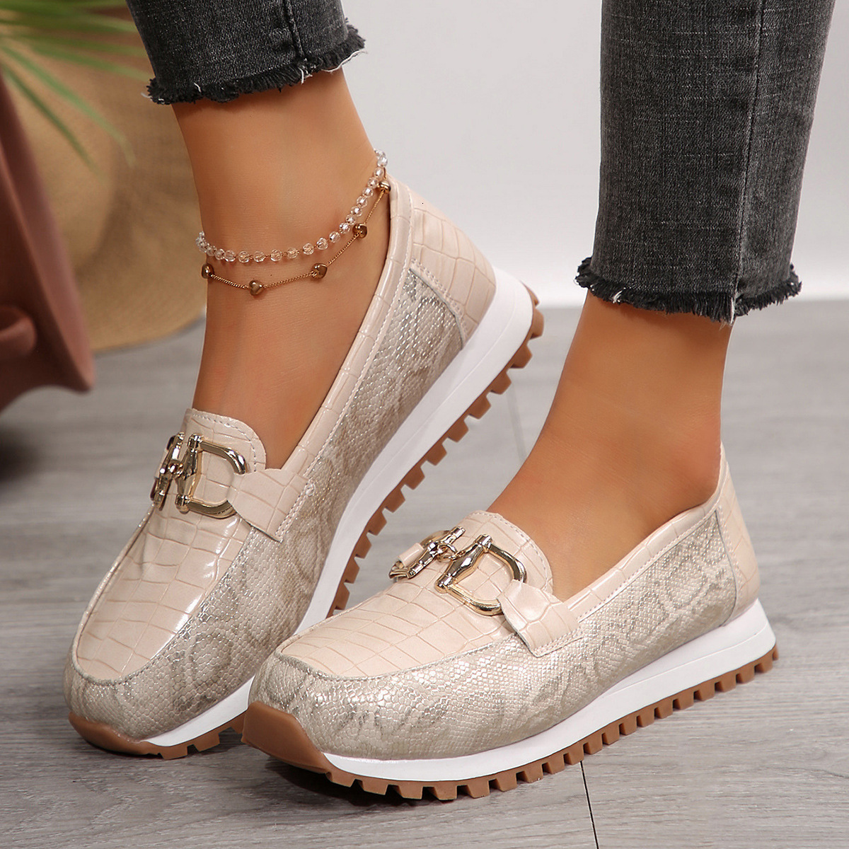 Large Size Metal Buckle Thick Sole Round Toe 2025 Autumn Winter New Fashion Women's Casual Shoes ddmymoon