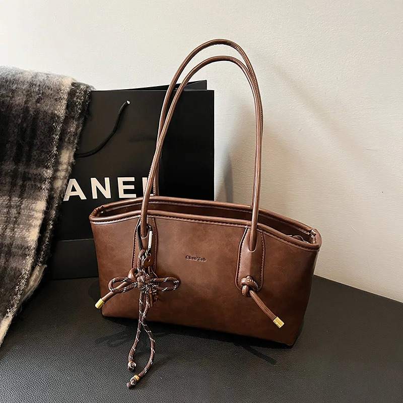 PU Leather Shoulder Bags For Women Winter Y2K Trend Female Crossbody Bag Lady Handbags And Purses Retro Tote Bag bolso 250818