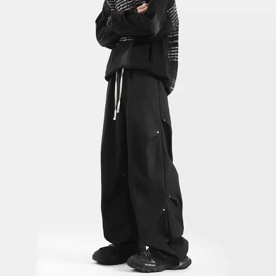 Trendy Black Cropped Studded Mens Pants Loose Fit Sensible Straight Leg Cargo Casual Trousers High Quality Durable Material W250819