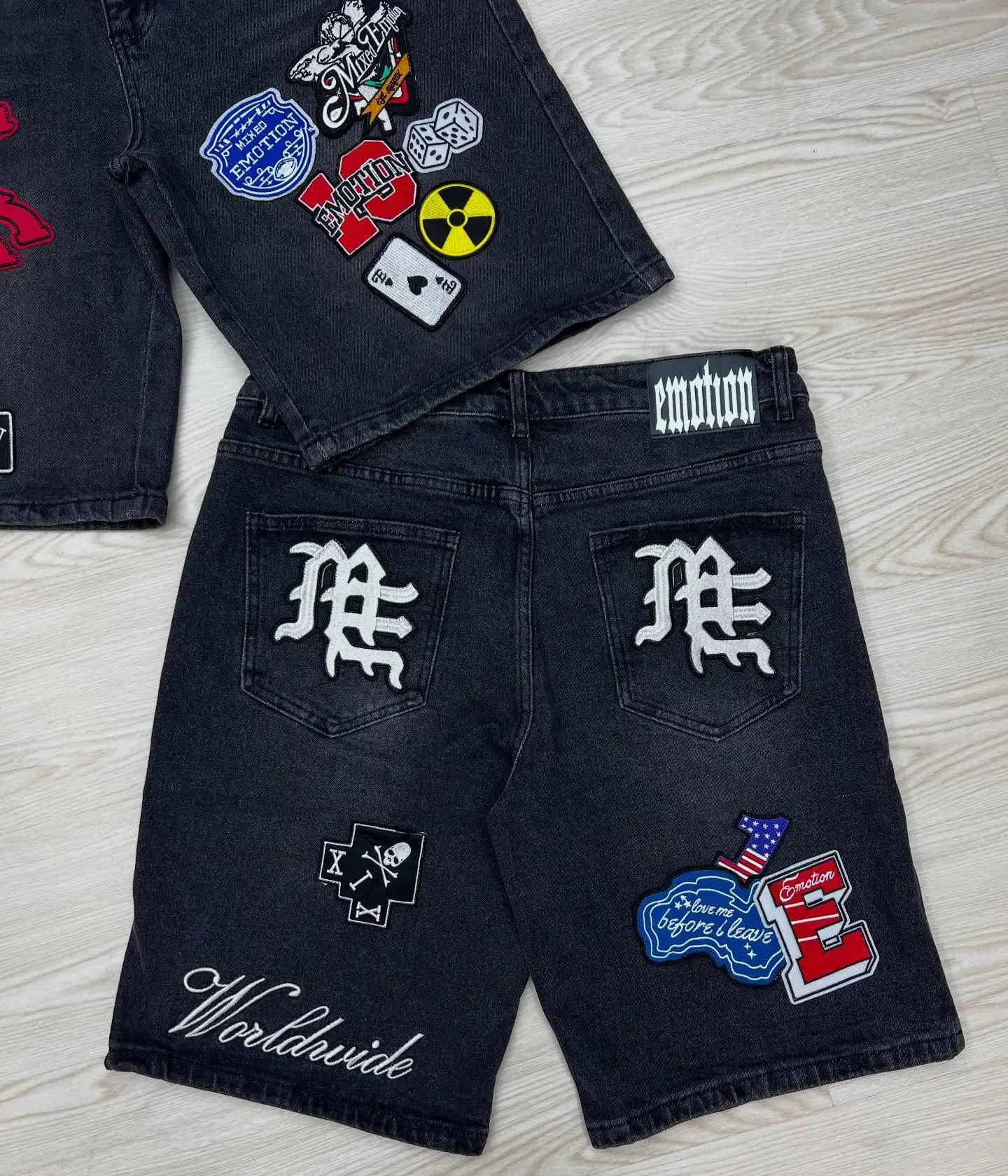 Streetwear Vintage Denim Shorts Y2K Jeans Hip Hop Cartoon Letter Embroidery Retro Black Baggy Short Low Waist Over The Knee Pant 250819
