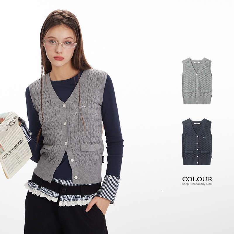 Spring And Autumn V-Neck Vest Layered Knitted Cardigan Style Sleeveless Sweater For Women B5