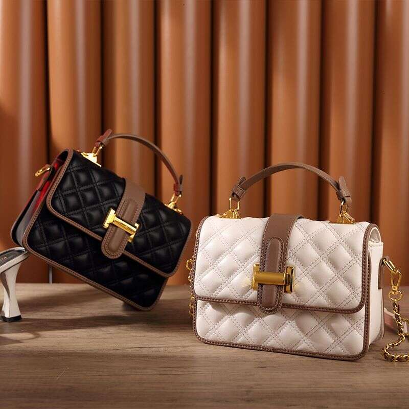 Versatile Womens Fashionable High-Leather Content Chain Crossbody for Daily Use