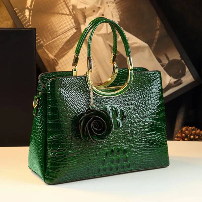 Genuine Leather Women's Handbags Crocodile Pattern Lady Flower Tassel Shoulder Messenger Bag Fashion Wedding Top Handle Bags
