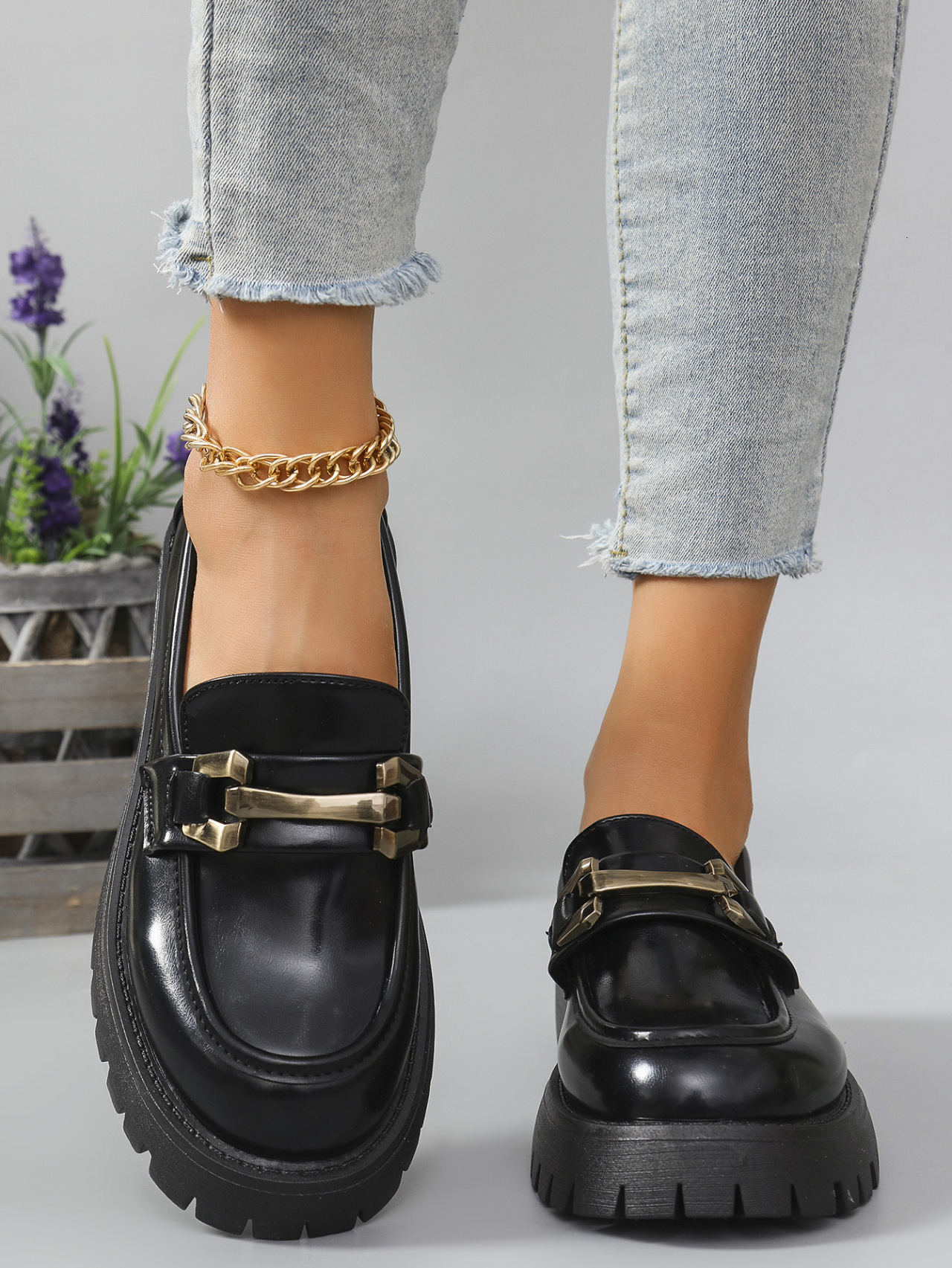 Large Size Thick-Soled Black Leather for Women 2025 Spring and Autumn New Slip-On Work Shoes with Metal Buckle Loafers ddmymoon