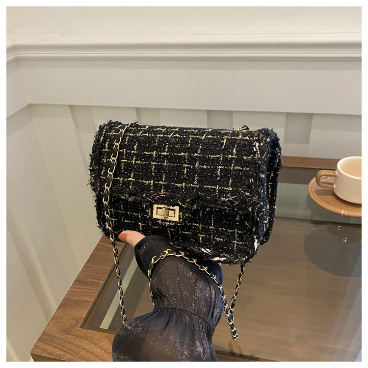 Free shipping designer This Year Trendy Bag for Women New Fashion Woolen Plaid Crossbody Bag Simple Chain Personality Shoulder Bag Small Square Bag