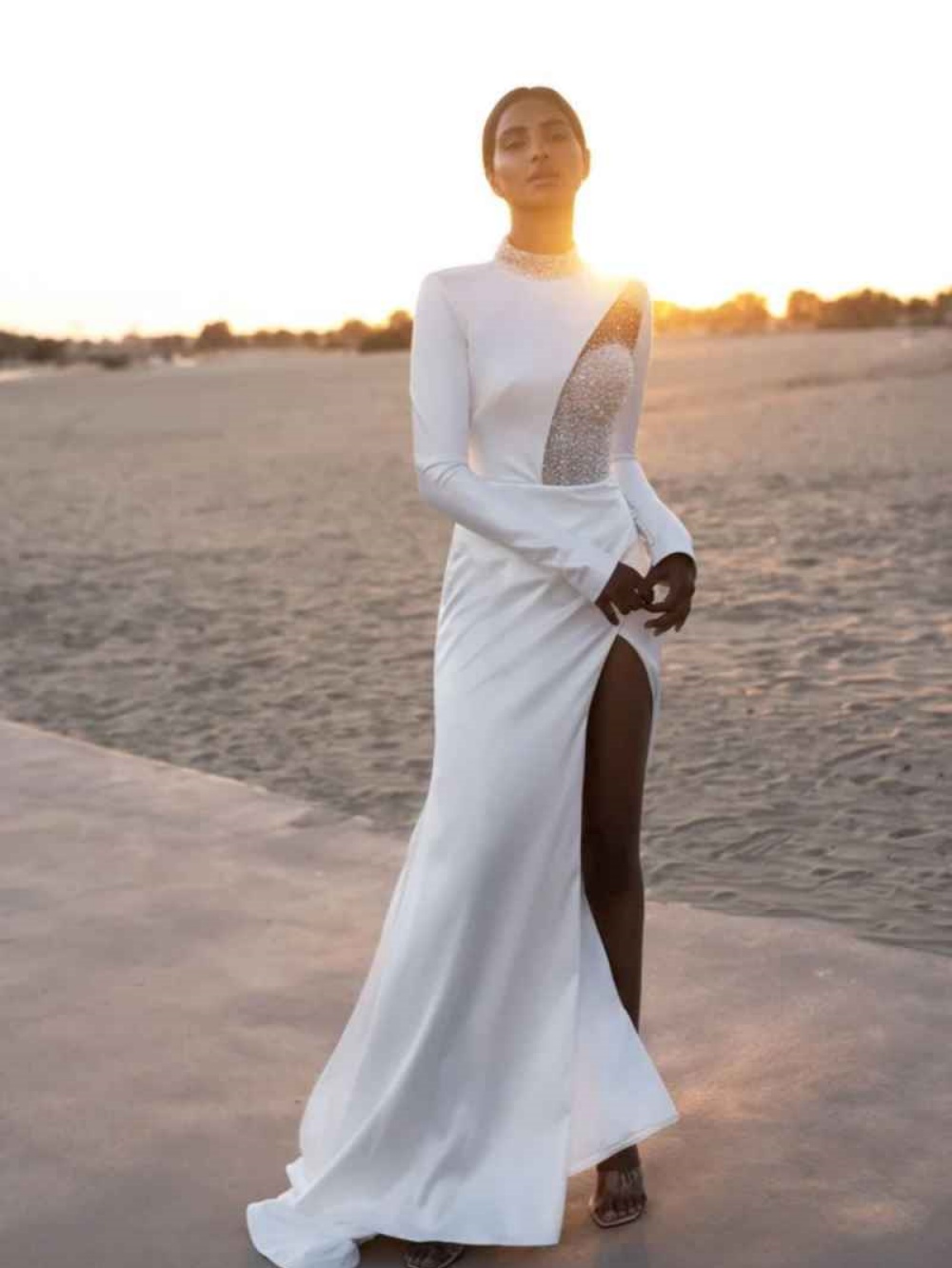 Elegant Mermaid Wedding Dresses O Neck Beaded Sequins Bride Dress Illusion High Splits Sweep Train Bridal Dress Customized