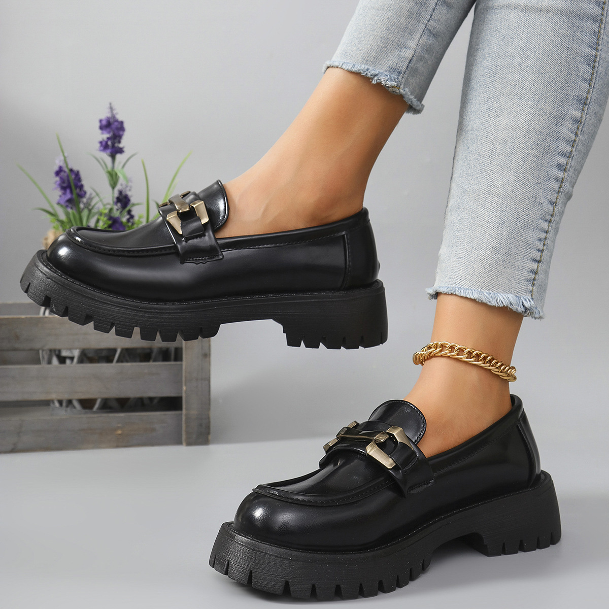 Large Size Thick-Soled Black Leather for Women 2025 Spring and Autumn New Slip-On Work Shoes with Metal Buckle Loafers ddmymoon