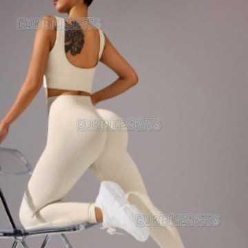 Sports Outdoor Fitness Yoga Set Sleeveless Running Bra Peach Outer Wear Slimming Nine-point Pants H250819