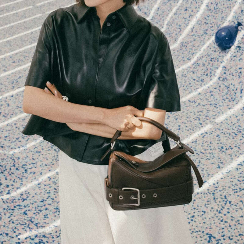 Designer Bag Tote Bag Shoulder Bag Autumn Winter New Belt Buckle Fashion Versatile Motorcycle Commuter Elegant Handheld Crossbody Niche Design Women S