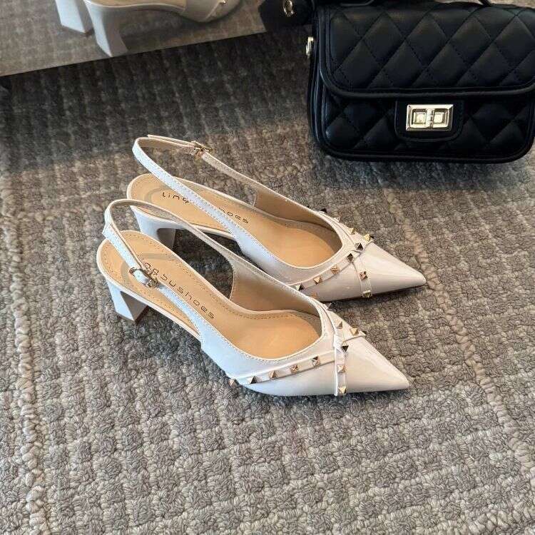 New 2025 Closed-Toe Chunky Heel Women's Rivet French Fairy Style Single Shoes Pointed Designer Shoe Toe Leather Comfortable Fashion Sandals