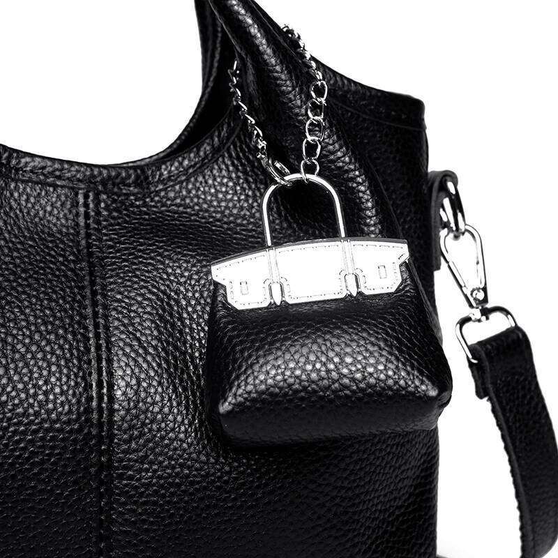 Women S Cowhide Shoulder Designer Brand Handbag Large Capacity Letter Clutch Ladies Casual Commuter Tote Bag