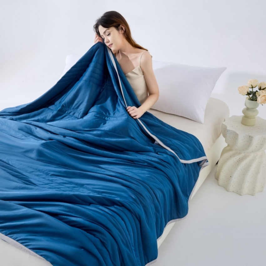 (General) Yalong Store 2025 New Temu Xiyin Everlasting Stock Mint Ice Cream Cooling Silk Air Conditioning Quilt