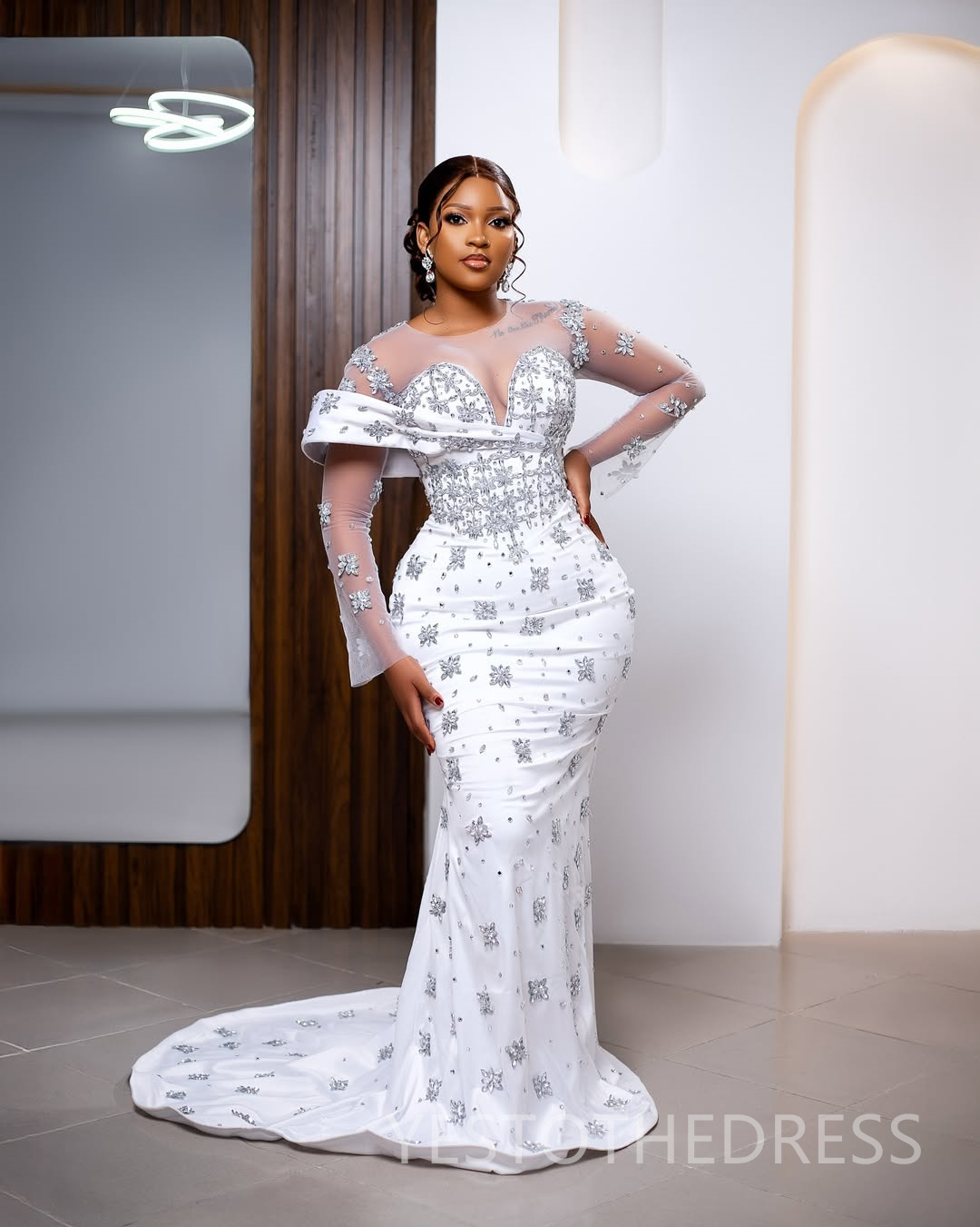 Plus Size Aso Ebi African Wedding Dress Bridal Gown For Bride Mermaid Wedding Gowns Sheer Neck Long Sleeves Beaded Rhinestones Bridal Dress D612
